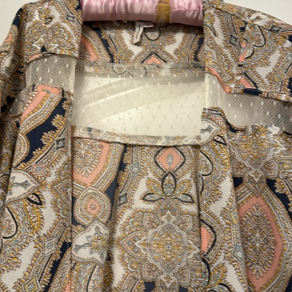 BCBG Generation Paisley Shawl - Picture 2 of 3